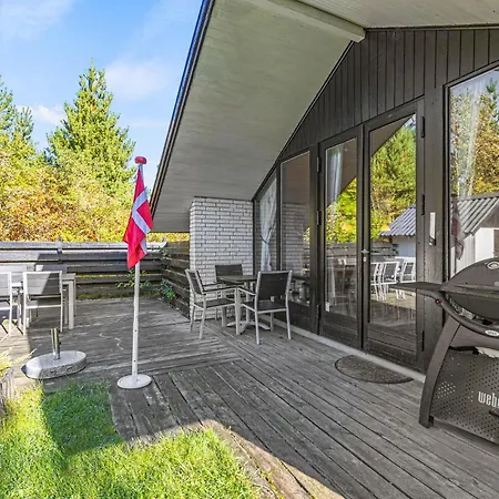 3 Bedroom Amazing In Vakantiehuis *